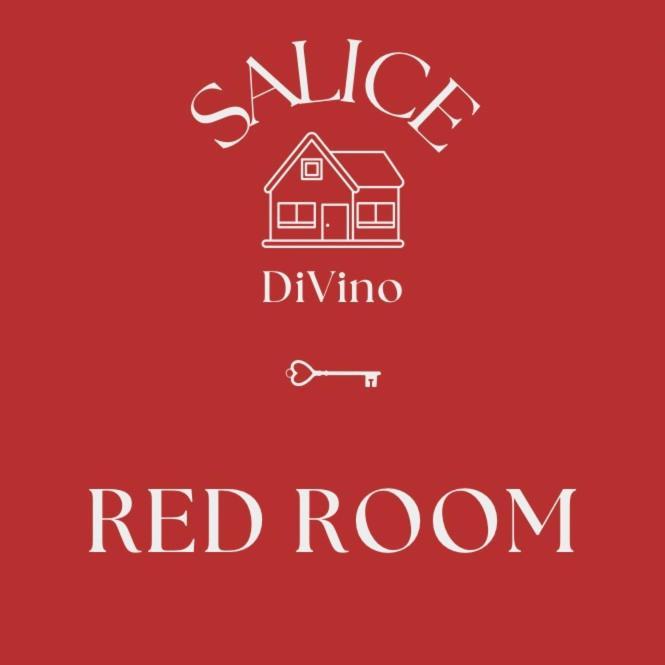 Salice Divino Lezzeno Quarto foto